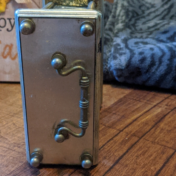 Clock - Picture 4 of 4